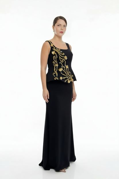 فستان سهرة أسود بأشرطة رفيعة، مقاس كبير، من بيبلوم 